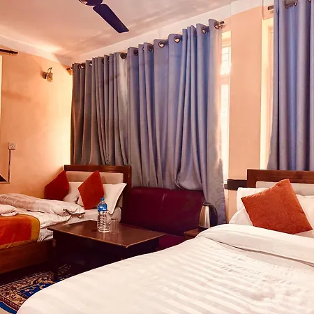 Om Mandakini Hotel